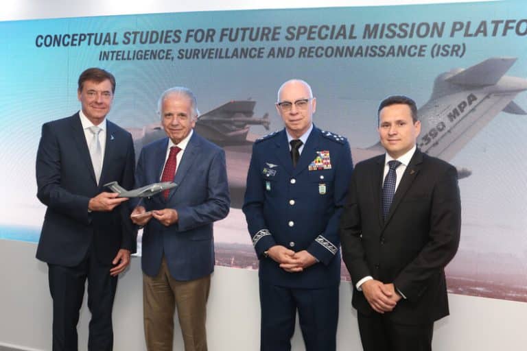 EMBRAER E FORÇA AÉREA BRASILEIRA LANÇAM ESTUDOS PARA DESENVOLVER PLATAFORMAS DE MISSÕES ESPECIAIS