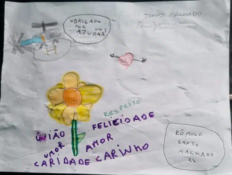 CRIANÇAS RESGATADAS FAZEM DESENHOS EM HOMENAGEM AOS HÉROIS DA MARINHA DO BRASIL