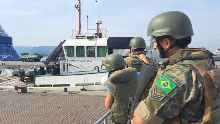 MARINHA DO BRASIL DEMONSTRA EXCELÊNCIA EM OPERAÇÕES DE RETOMADA E RESGATE NO PORTO DE SANTOS