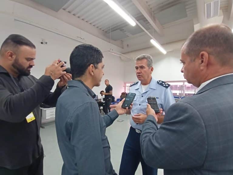 Ten Brigadeiro Medeiros Destaca a Importância da Inovação e Sustentabilidade na Engenharia Durante o EEF 2024