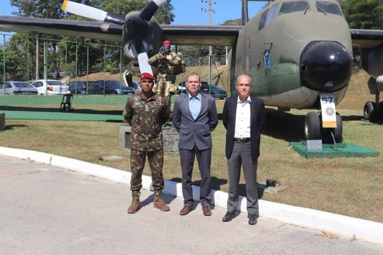 VISITA DE ORIENTAÇÃO TÉCNICA DESTACA AVANÇOS EM SIMULAÇÃO NO CENTRO DE INSTRUÇÃO PÁRA-QUEDISTA