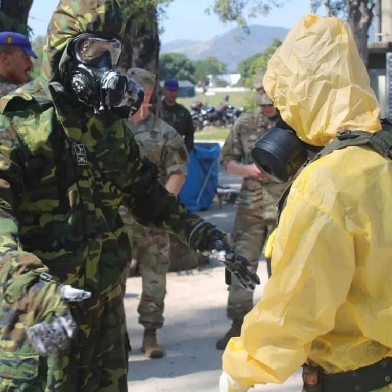 PREPARATIVOS PARA A COPA DO MUNDO: 1º BATALHÃO DE DEFESA QUÍMICA, BIOLÓGICA, RADIOLOGICA E NUCLEAR COLABORA COM EQUIPES DA GUARDA NACIONAL DE NOVA IORQUE