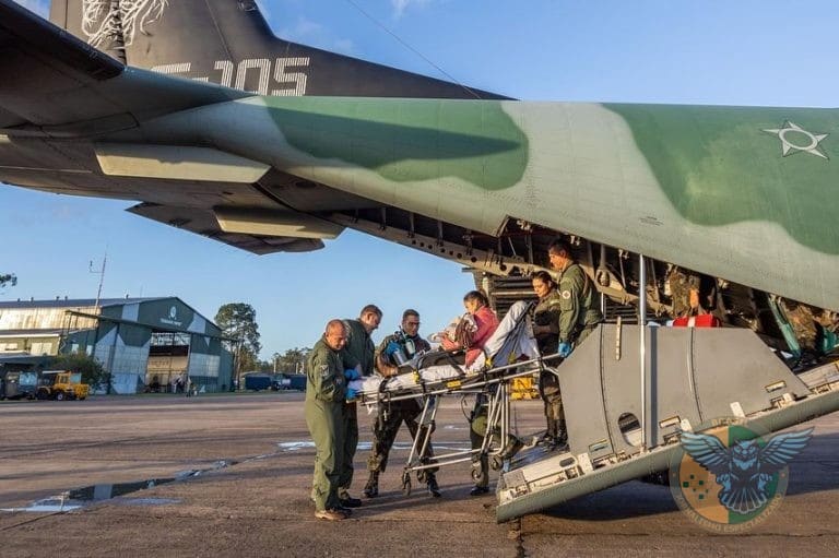 FAB RESGATA RECÉM-NASCIDO COM CARDIOPATIA EM OPERAÇÃO HEROICA