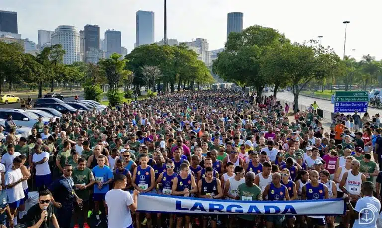 MARINHA REALIZA CORRIDA SOLIDÁRIA EM APOIO AO RIO GRANDE DO SUL