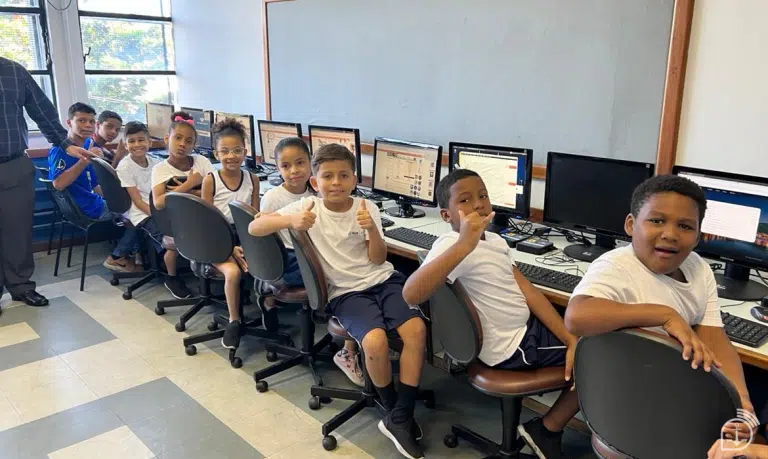 RECEITA FEDERAL E MARINHA DO BRASIL: UNIÃO QUE TRANSFORMA TECNOLOGIA EM FERRAMENTA EDUCACIONAL
