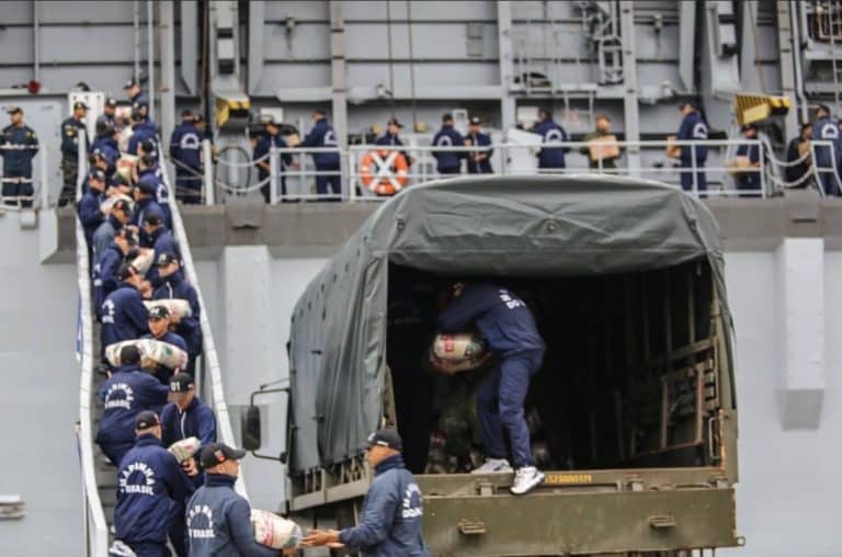 FORÇAS ARMADAS E SOCIEDADE CIVIL TRANSPORTAM 3,6 MIL TONELADAS DE DONATIVOS AO RIO GRANDE DO SUL NA MAIOR CAMPANHA HUMANITÁRIA DO BRASIL