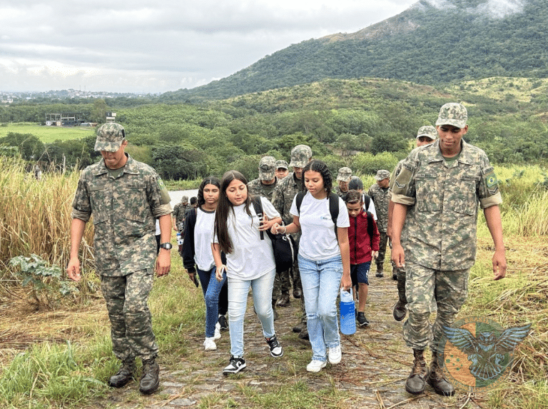 Batalhão de Operações Especiais de Fuzileiros Navais promove replantio, sustentabilidade e educação ambiental.