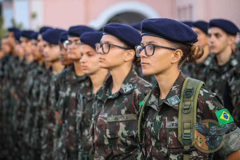 FORÇAS ARMADAS ABREM INSCRIÇÕES PARA ALISTAMENTO MILITAR FEMININO EM 2025