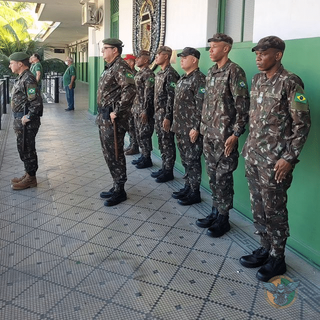 Despedida e Conclusão de Estágio Marcam Solenidade do 1º BPE