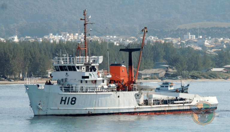 Ajuda Humanitária: Navio “Comandante Varella” Transporta Donativos