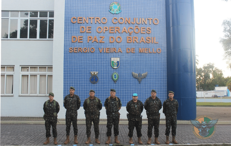 Visita Operacional ao CCOPAB: Generais Avaliam Preparação de Missões de Paz
