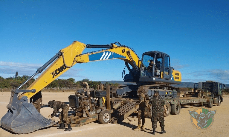 Exército restabelece fornecimento de água em municípios da Bahia