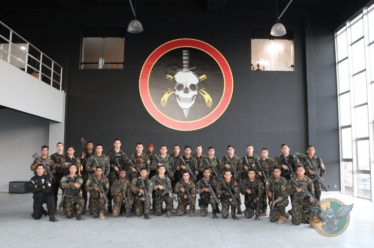 Militares do CML participam de estágio sobre novas TTPs em GLO