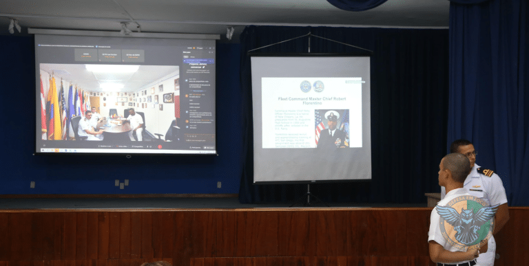 Aprendizes da EAMES trocam experiências com marinhas da América Latina e EUA