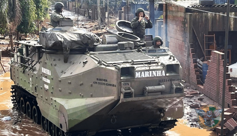 Fuzileiros Navais seguem mobilizados para auxiliar população das Ilhas de Porto Alegre