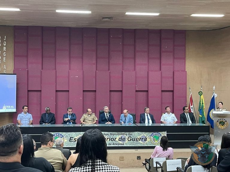 ADESG-AL realiza aula inaugural do CEPE-2024 abordando papel do Ministério Público