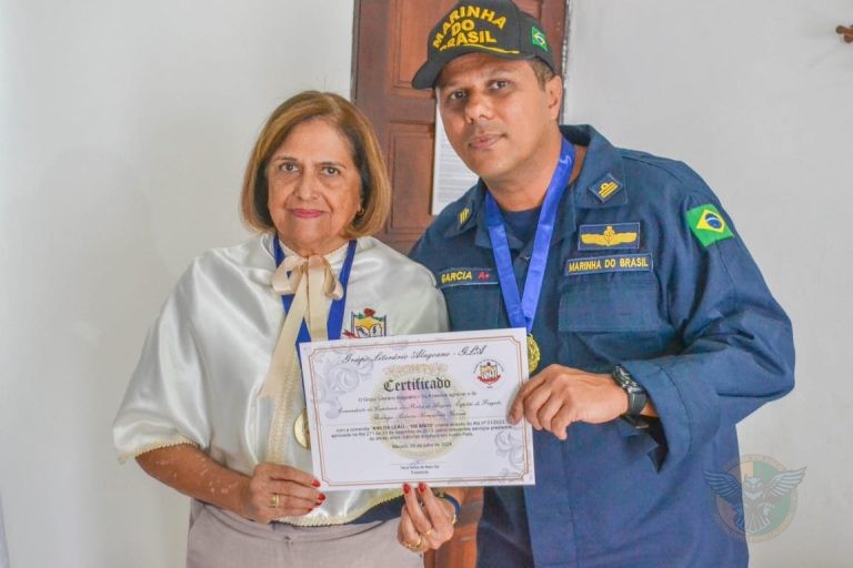 Capitão dos Portos de Alagoas é homenageado pelo Grupo Literário Alagoano
