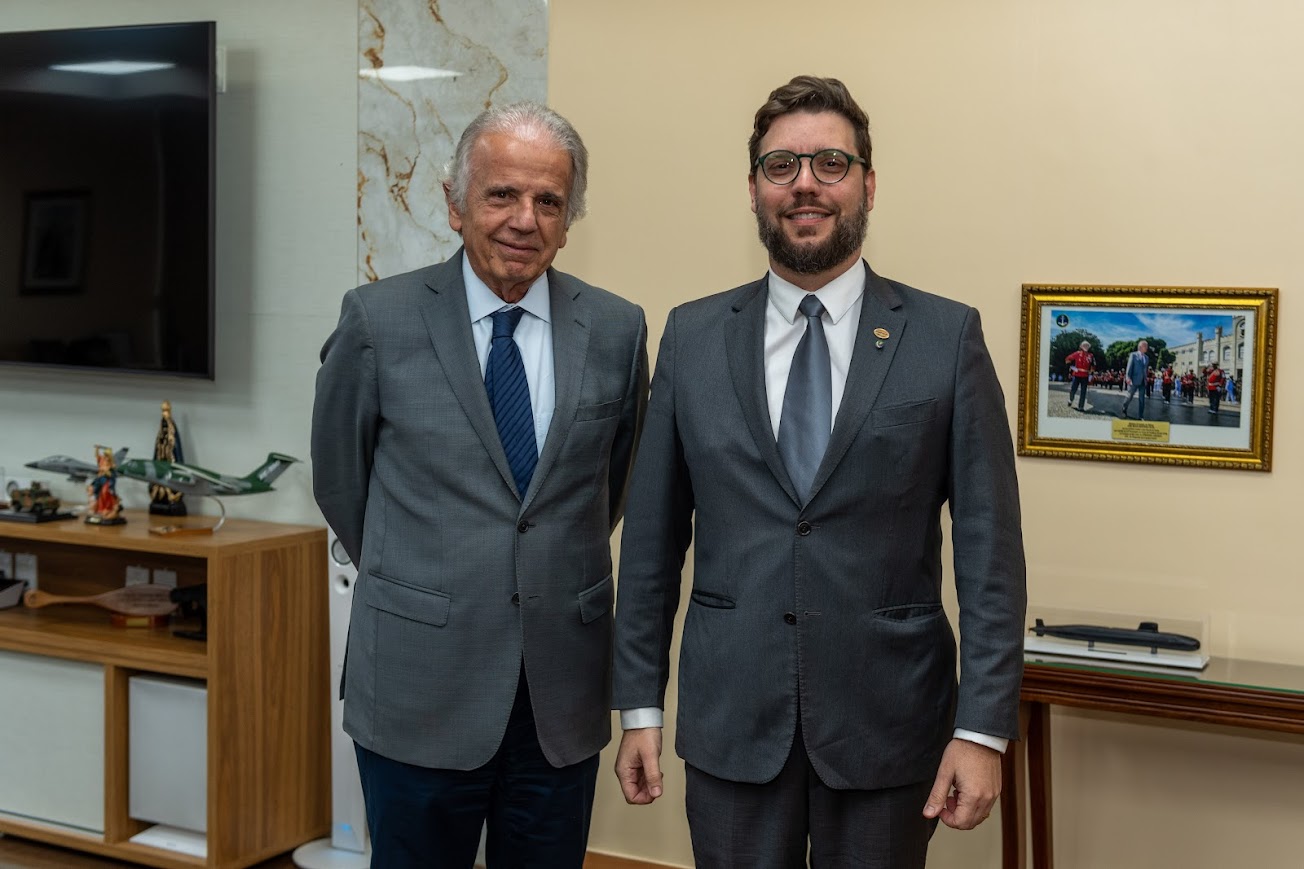 Presidente da ABIMDE reúne-se com o Ministro da Defesa, José Múcio