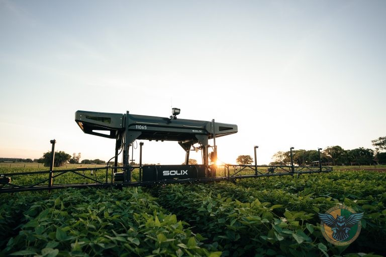 Akaer desenvolve baterias de alta performance para robôs agrícolas Solix