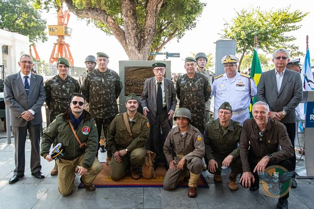 Exército e Prefeitura do Rio celebram 80 anos da FEB com placa comemorativa