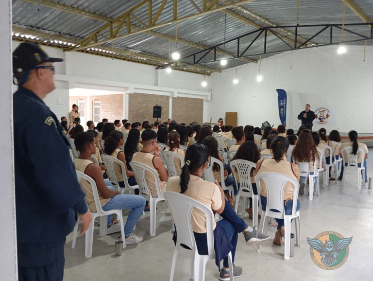 Capitania Fluvial de Juazeiro leva educação náutica a 200 alunos em Pilão Arcado