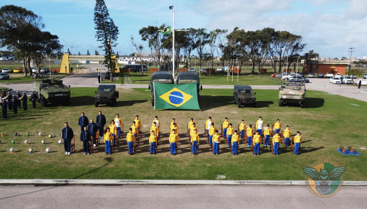 Vice-Almirante prestigia cerimônia do Profesp no GptFNRG