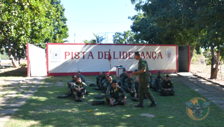 Primeira pista de liderança militar do Brasil desenvolve inteligência emocional