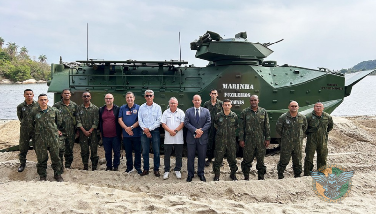 Comando da Tropa de Reforço recebe jornalistas em visita especializada