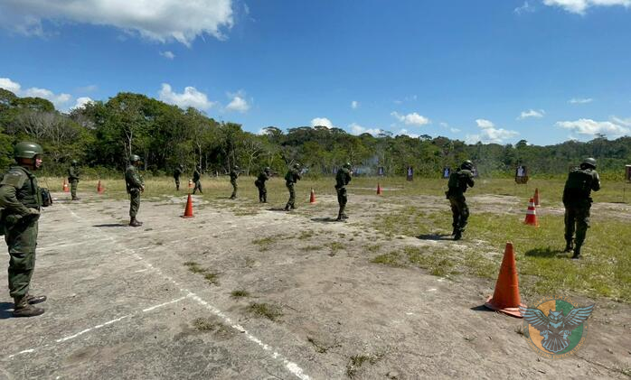 1º Batalhão de Operações Ribeirinhas realiza treino intensivo de tiro tático