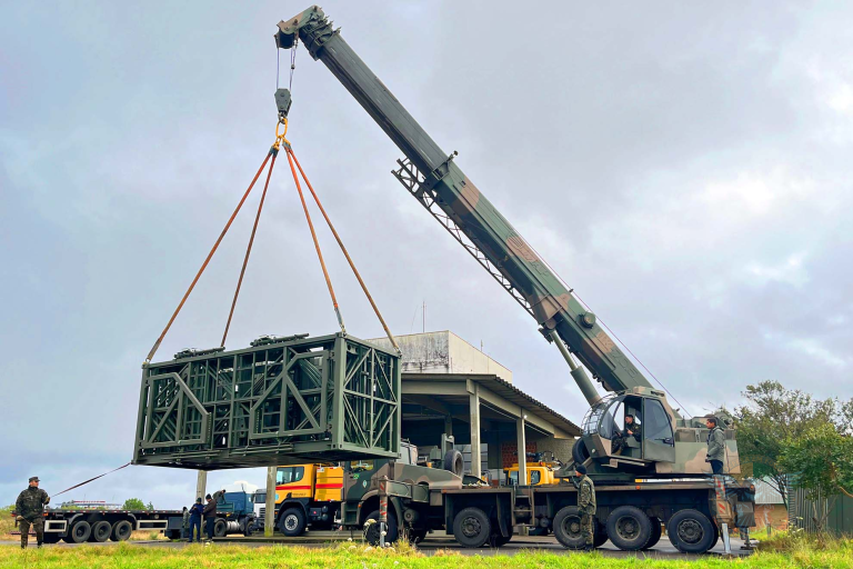 DECEA amplia cobertura aérea com novo radar transportável em Caxias do Sul