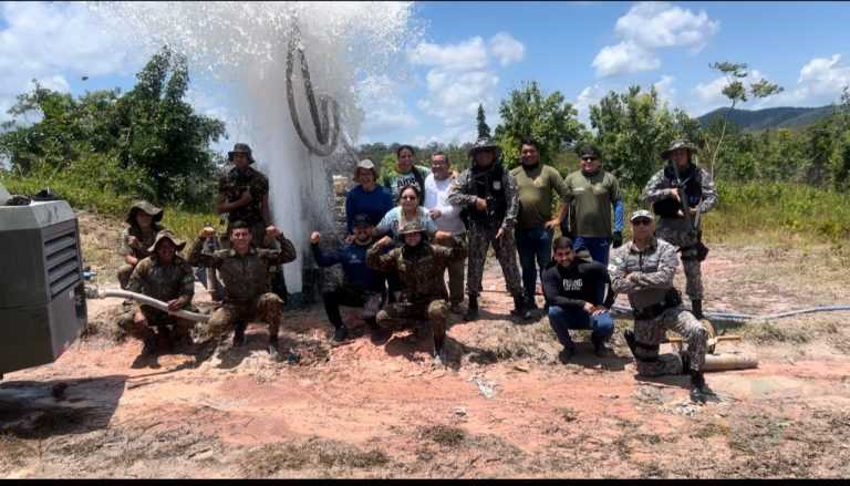 Esforço militar e logístico garante abastecimento de água potável na Terra Indígena Yanomami