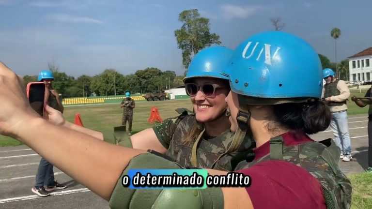 Jornalistas se capacitam no CCOPAB para coberturas em zonas de conflito
