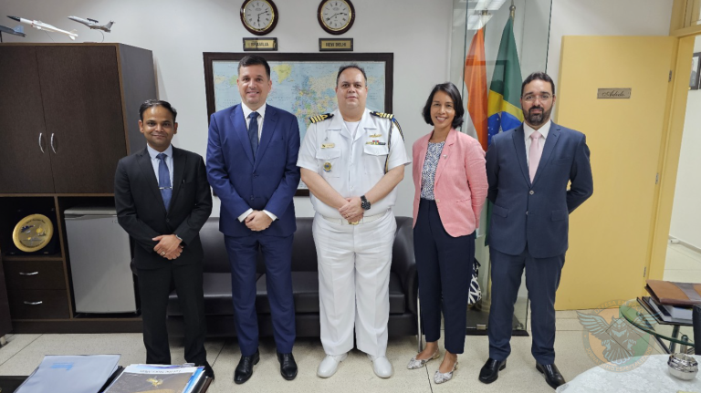 Marinha do Brasil recebe visita do Vice-Presidente da Embraer Defesa & Segurança