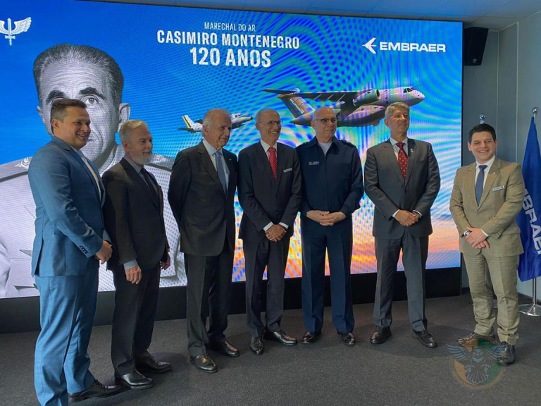 Ministro da Defesa participa da Farnborough Airshow no Reino Unido