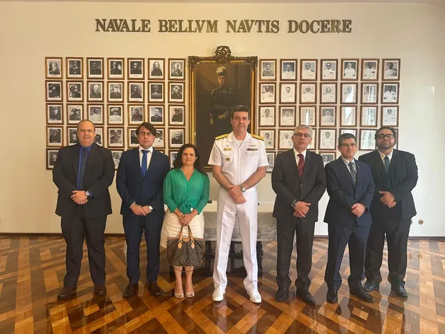 Escola de Guerra Naval e UFF firmam acordo de cooperação acadêmica