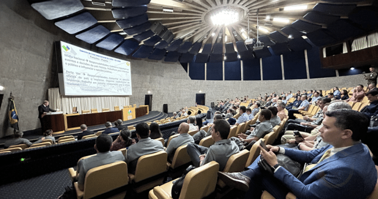 Curso de Altos Estudos em Defesa Simula Gestão de Crises com Enfoque em Soberania e Meio Ambiente