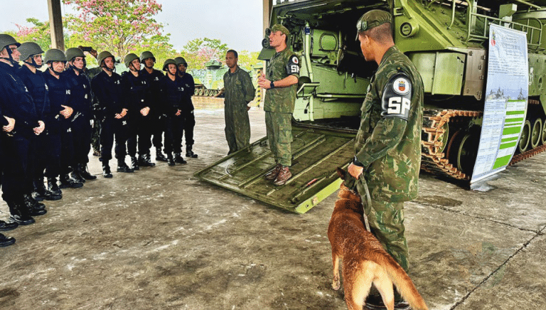 CiaPol e Polícia Civil do RJ fortalecem parceria em visita sobre uso de cães em operações