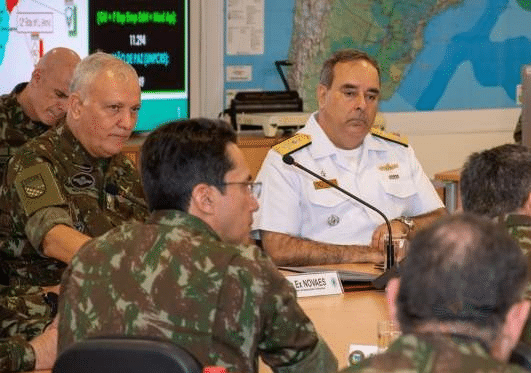 COTER recebe Almirante Mello para discussão estratégica