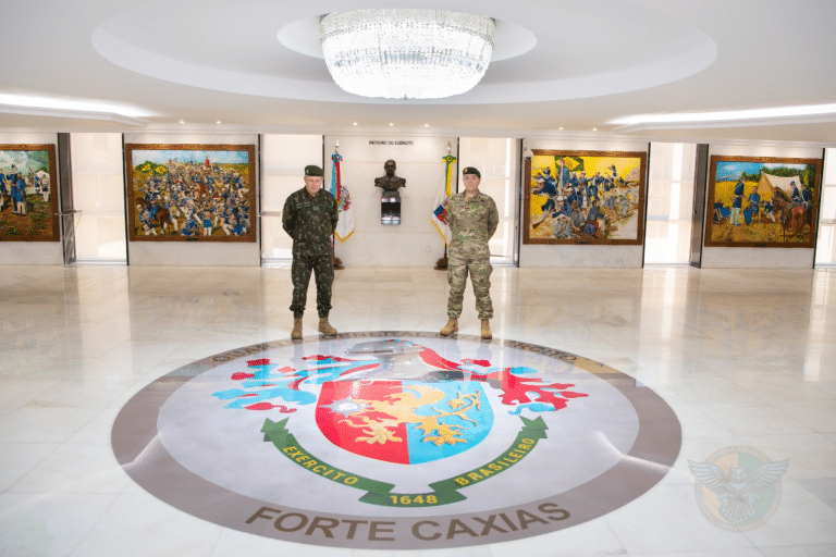 Comandante do Exército Brasileiro recebe Chefe do Estado-Maior da Argentina