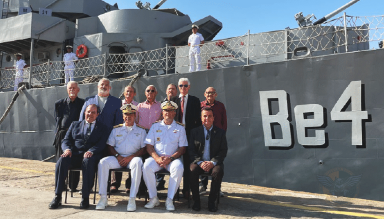 Navio-Museu “Bauru” comemora 80 anos de história no Espaço Cultural da Marinha