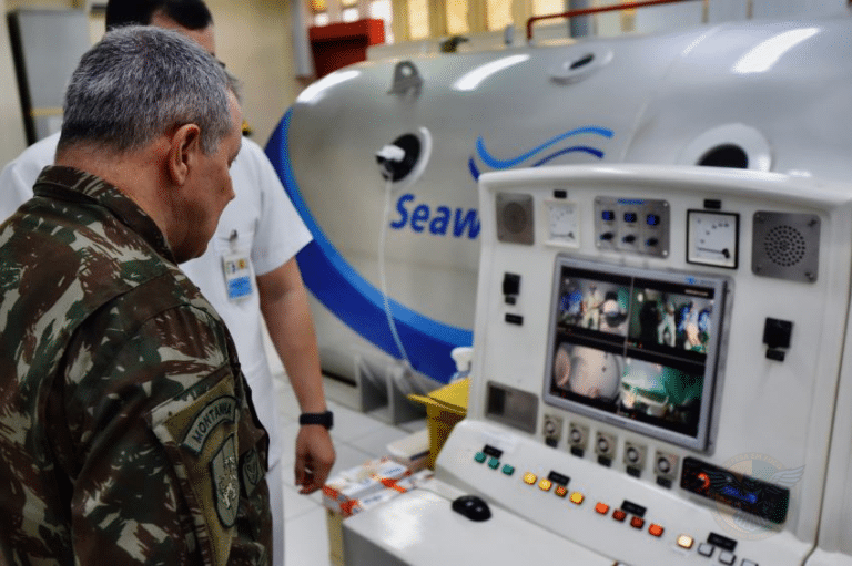 Comandante do Exército visita Hospital das Forças Armadas e destaca excelência no atendimento