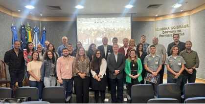 Marinha e Cluster Tecnológico Naval promovem treinamento pioneiro sobre bio-incrustantes
