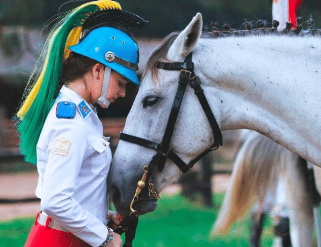 Exército Brasileiro celebra o Dia do Veterinário e destaca seu papel crucial