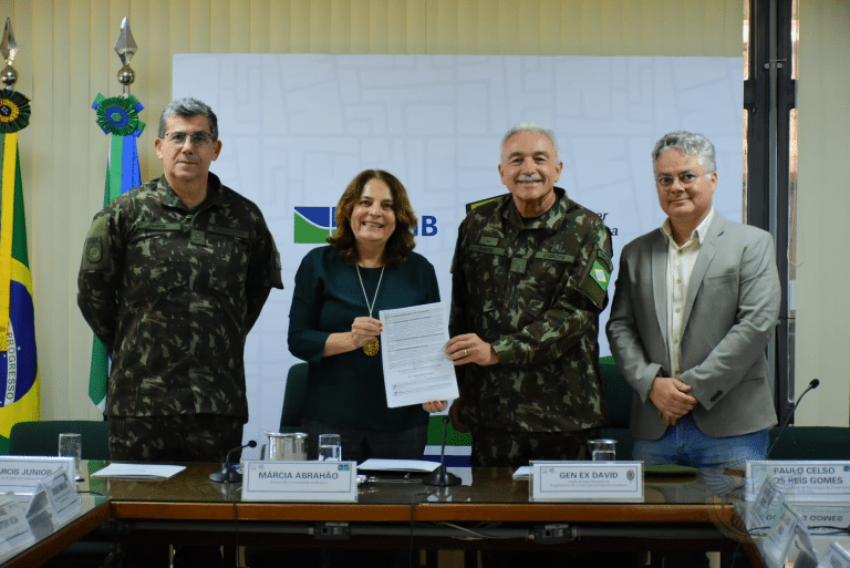 Exército Brasileiro e UnB firmam acordo para desenvolvimento tecnológico