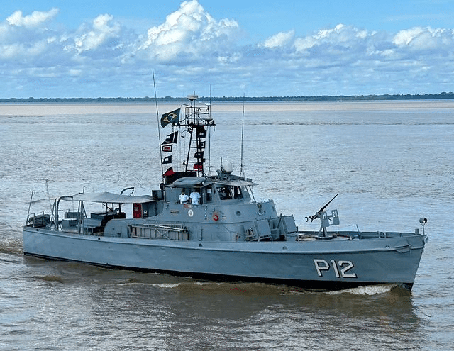 Navio-Patrulha Pampeiro: Guardião dos Rios da Amazônia