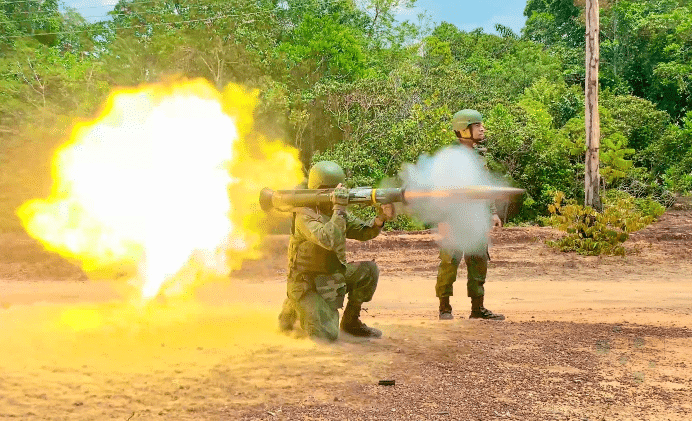 1º Batalhão de Operações Ribeirinhas realiza exercício de tiro real com munição AT-4