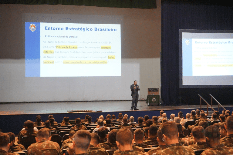 Congresso Científico da AMAN incentiva pesquisa e integração entre escolas militares