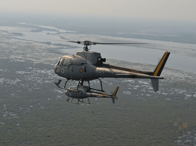 UH-12 “Esquilo”: Protagonista em Missões Críticas da Marinha