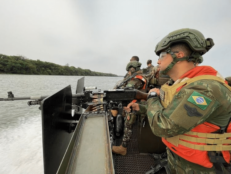 Exército capacita militares para operações na faixa de fronteira