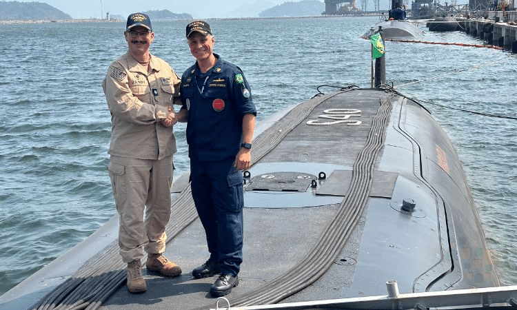 Submarinos do Brasil e EUA realizam exercícios conjuntos no RJ